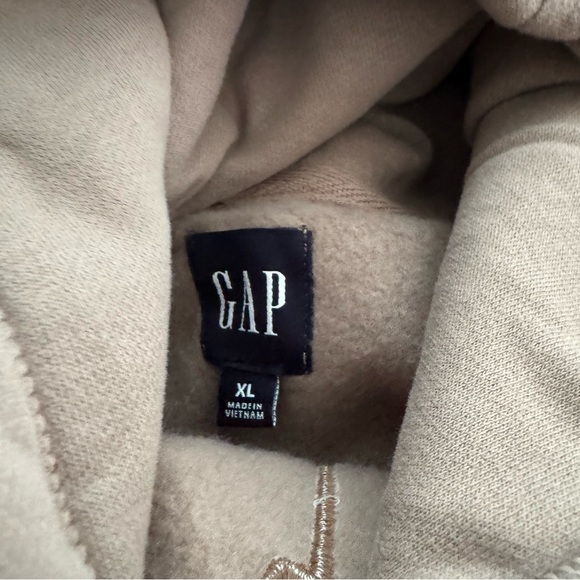 GAP Cropped Hoodie - Picture 2 of 4
